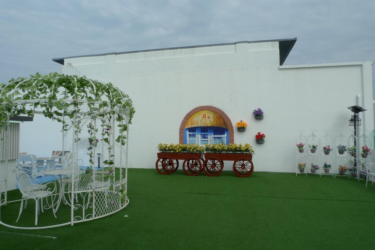A+ Boutique Hotel Sekinchan Exteriör bild